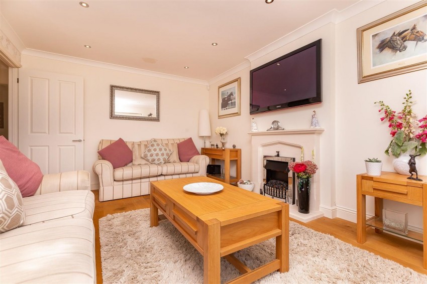 Images for Upland Road, Thornwood