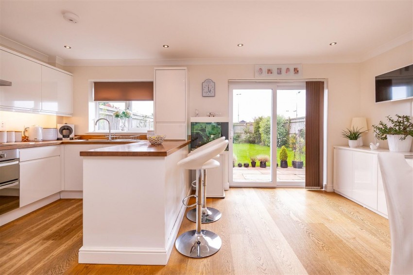 Images for Upland Road, Thornwood