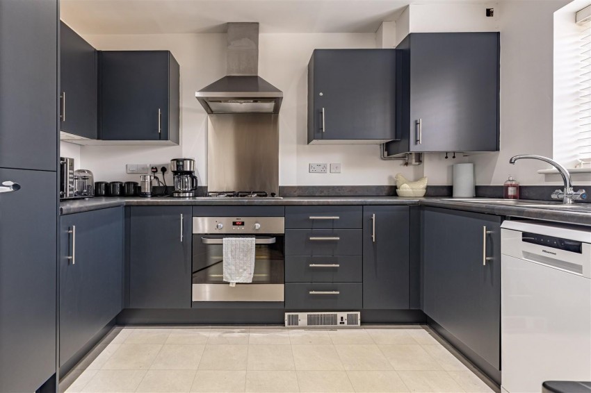 Images for Langland Place, Roydon,