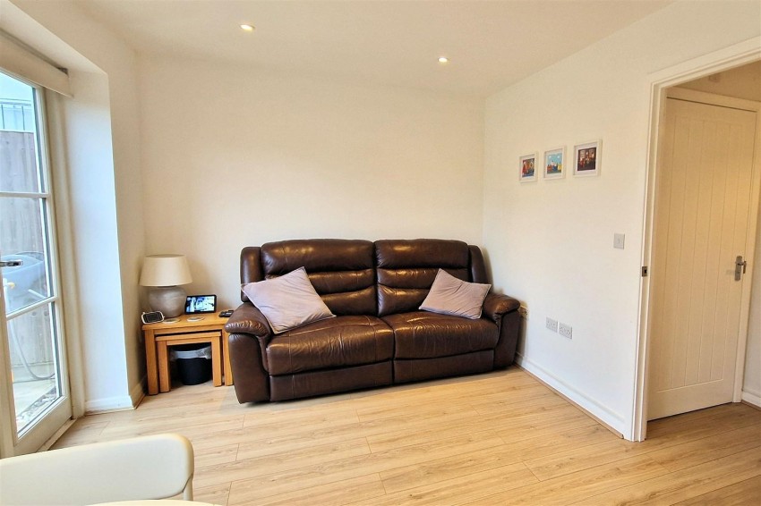 Images for Langland Place, Roydon,