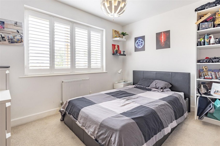 Images for Nuthatch Drive, Newhall