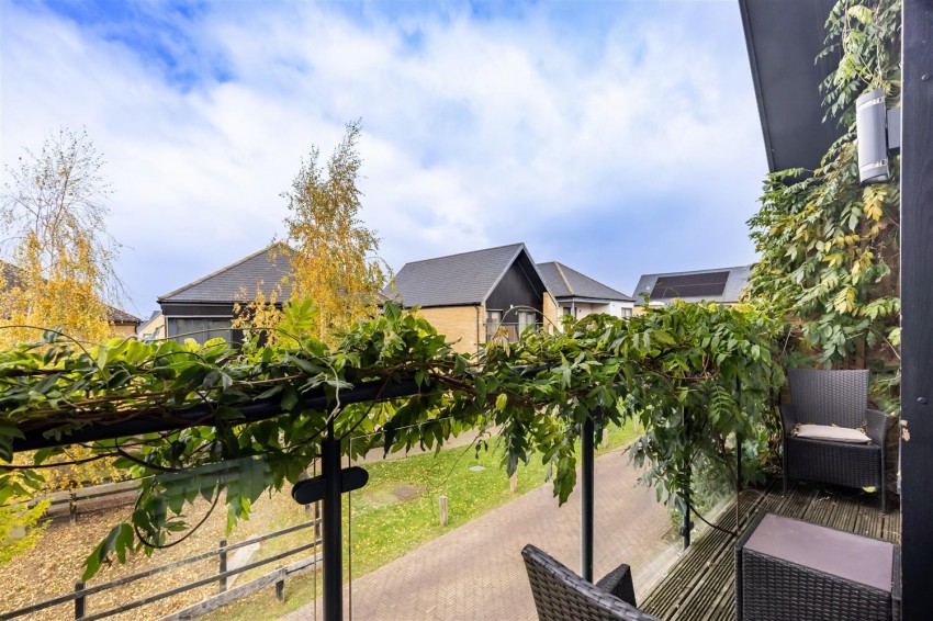 Images for Nuthatch Drive, Newhall