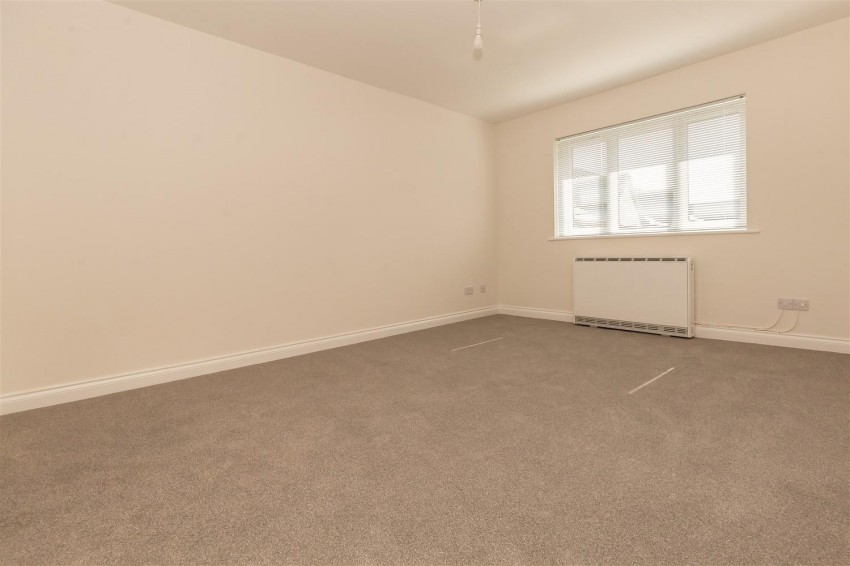 Images for Woodland Grove, Epping