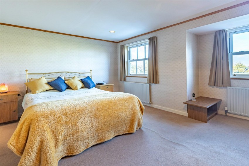 Images for The Green, Theydon Bois