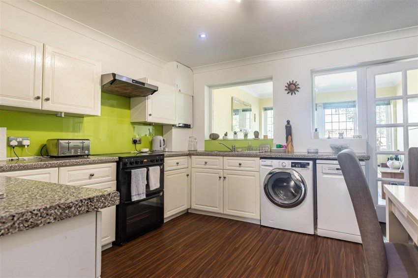 Images for Brickfield Road, Coopersale