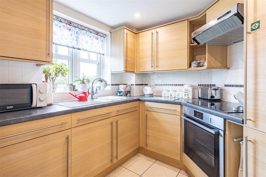 Images for High Street, Epping