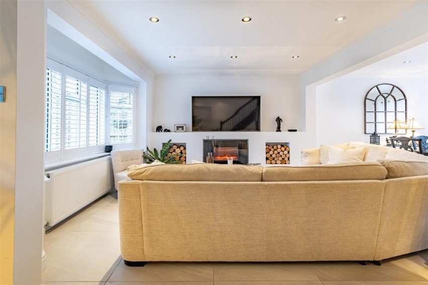 Images for High Road, North Weald