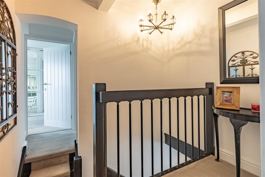 Images for High Road, North Weald