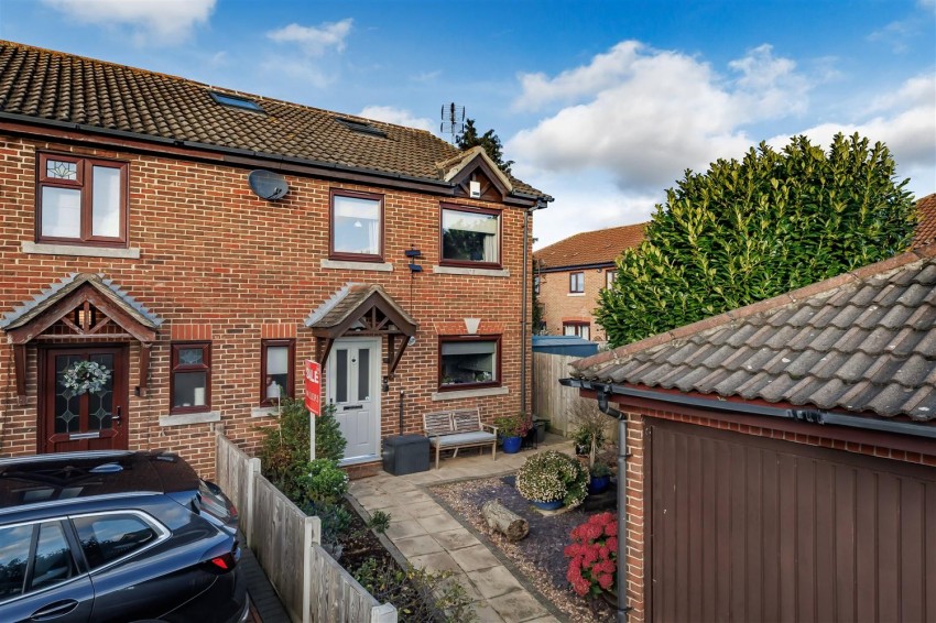 Images for Green Close, Epping Green, Epping