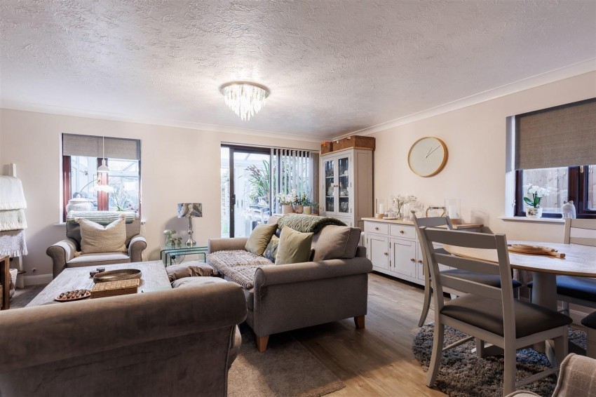 Images for Green Close, Epping Green, Epping