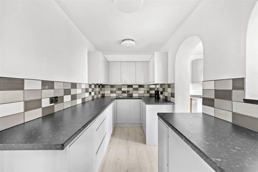 Images for Green Glade, Theydon Bois, Epping