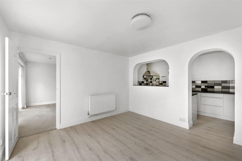 Images for Green Glade, Theydon Bois, Epping