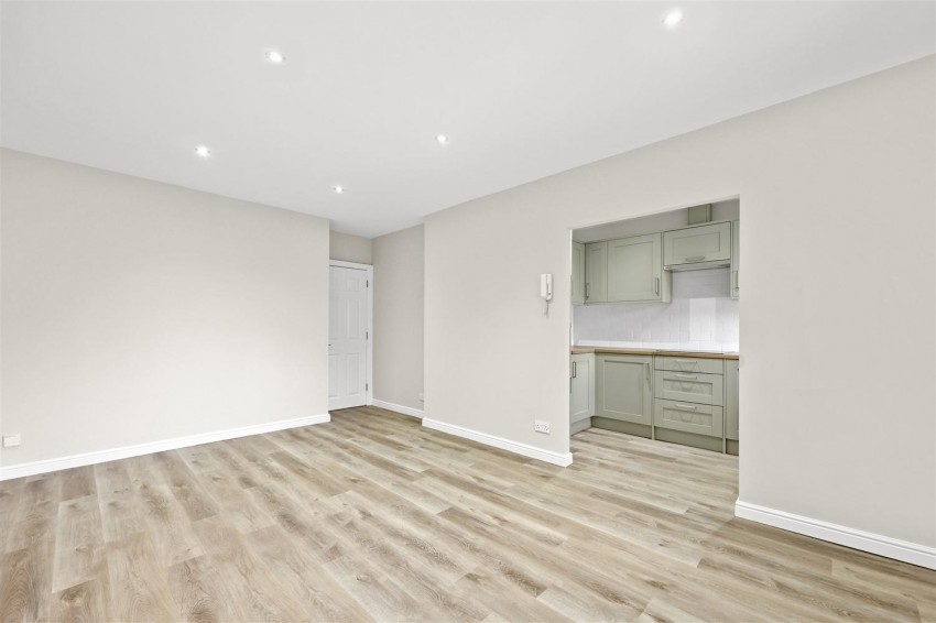 Images for Woodland Grove, Epping