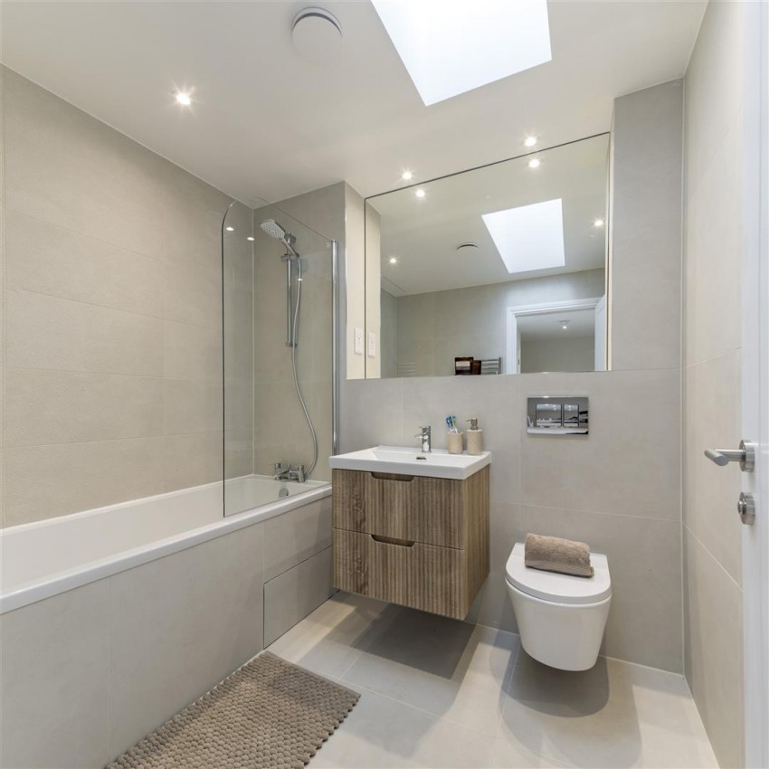 Images for Rosewood, Upland Road, Thornwood