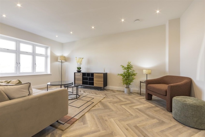 Images for Rosewood, Upland Road, Thornwood,