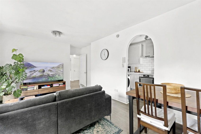 Images for Woodland Grove, Epping