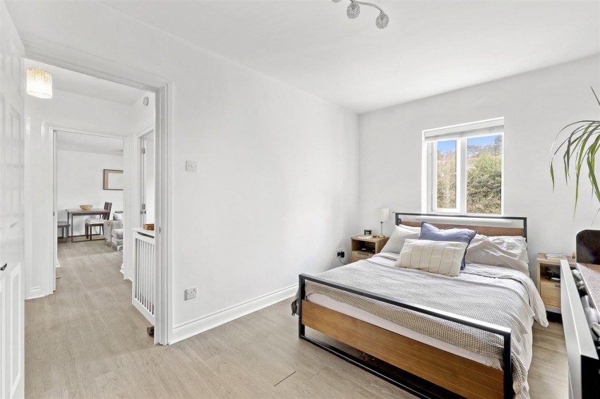 Images for Woodland Grove, Epping