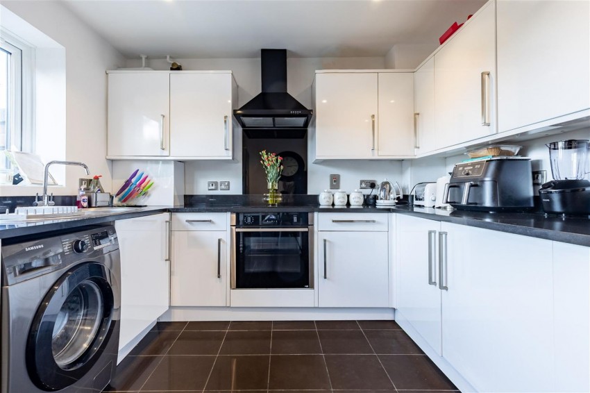 Images for Alderwood Close, Abridge.