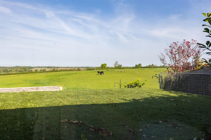 Images for Shaftesbury Road, Epping