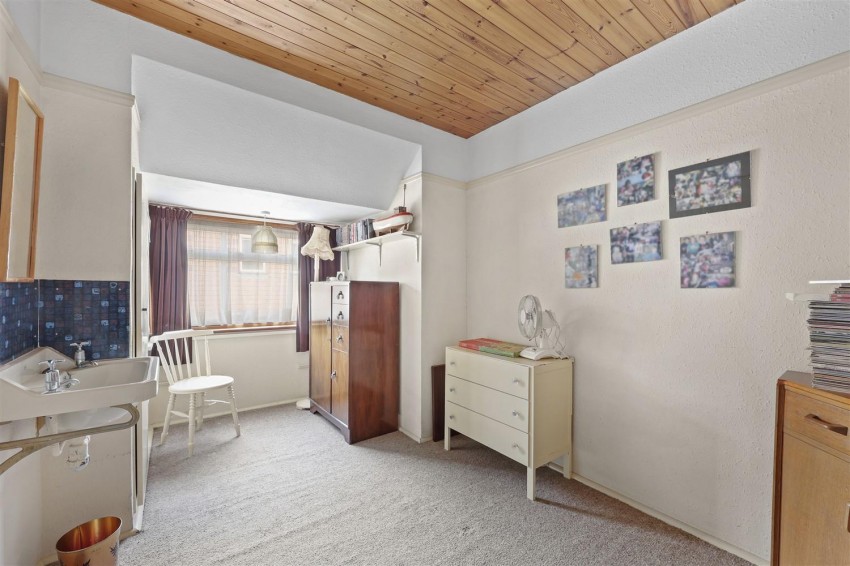 Images for Morgan Crescent, Theydon Bois