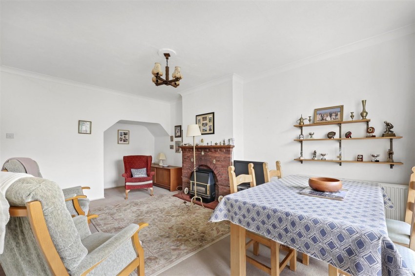 Images for Morgan Crescent, Theydon Bois