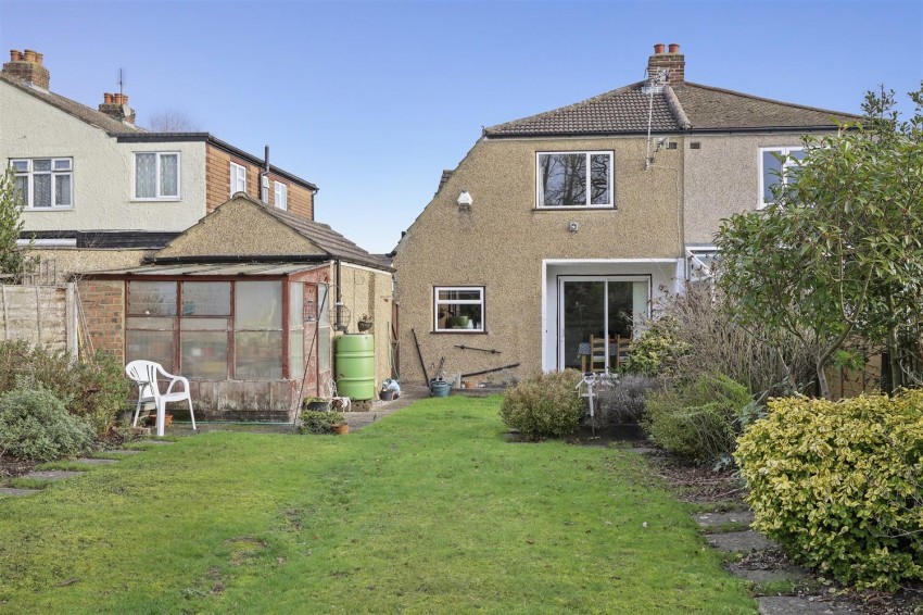 Images for Morgan Crescent, Theydon Bois