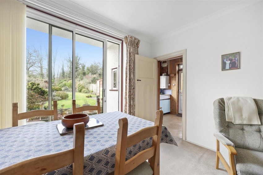 Images for Morgan Crescent, Theydon Bois