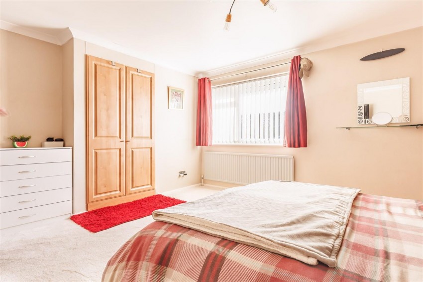 Images for Epping Road, Broadley Common