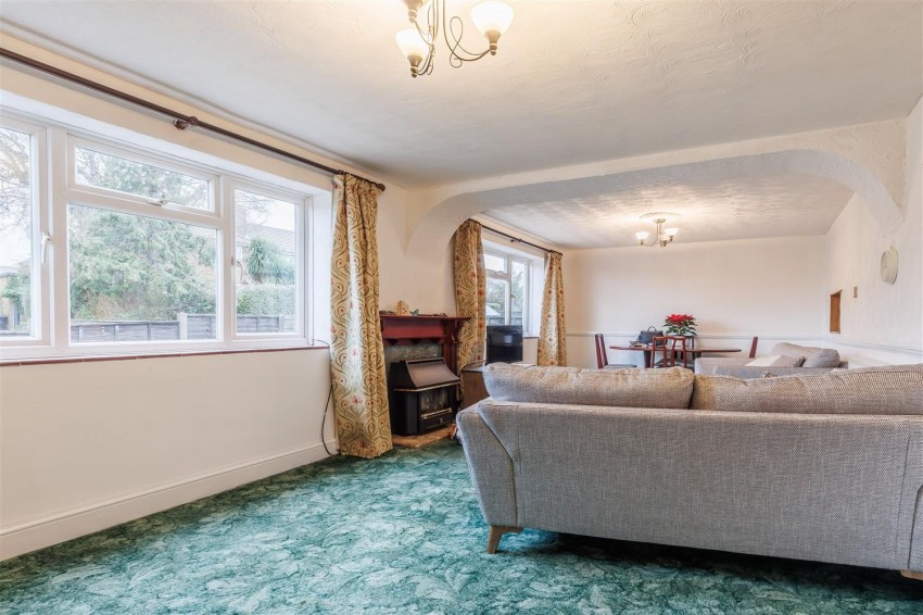 Images for Beaconfield Avenue, Epping