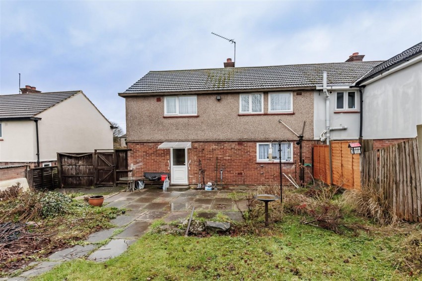 Images for Beaconfield Avenue, Epping