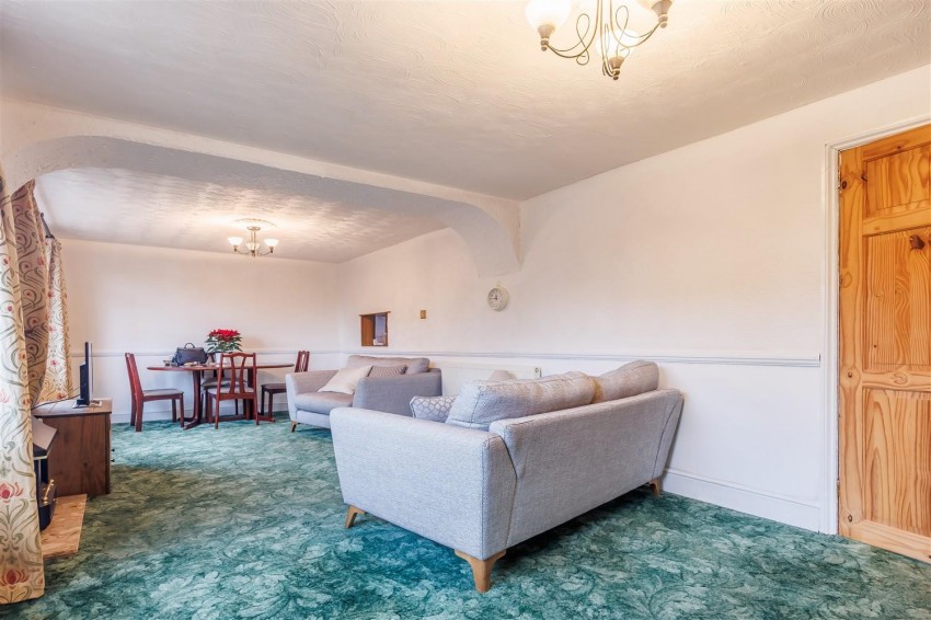 Images for Beaconfield Avenue, Epping