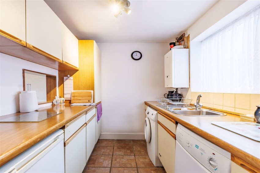 Images for Beaconfield Avenue, Epping