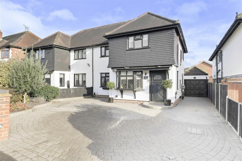 Images for Grange Crescent, Chigwell