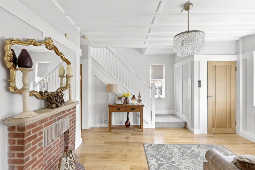 Images for Grange Crescent, Chigwell