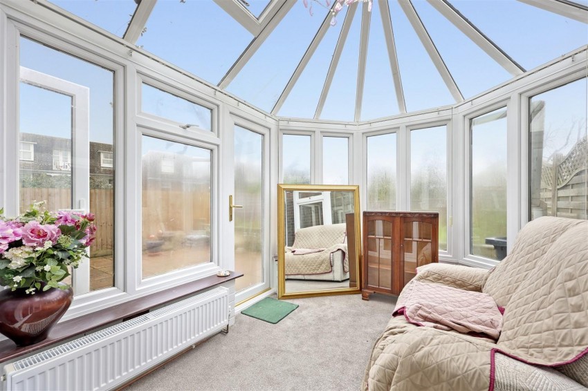 Images for Churchill Close, Ongar