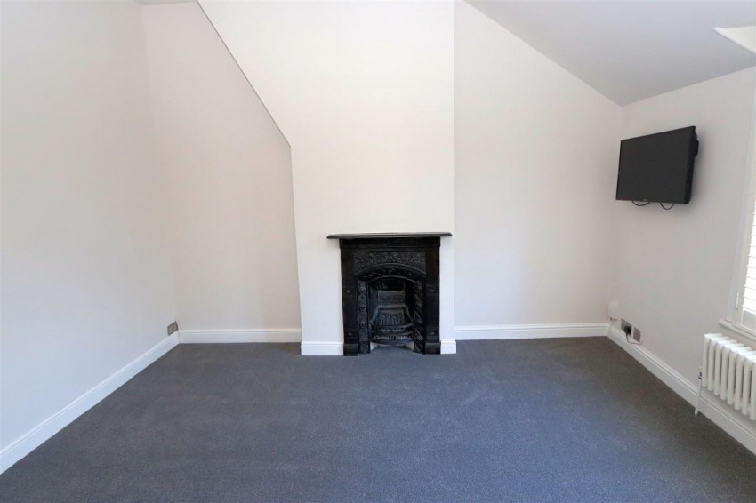 Images for Coopers Hill, Ongar