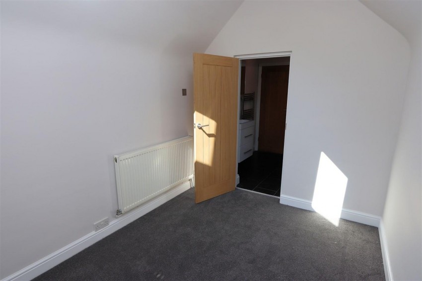 Images for Coopers Hill, Ongar