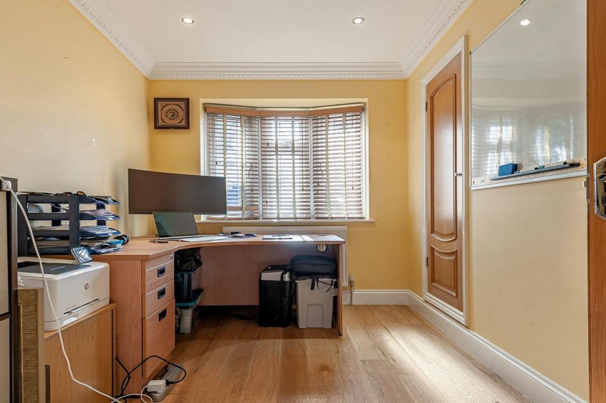 Images for High View Close, Loughton