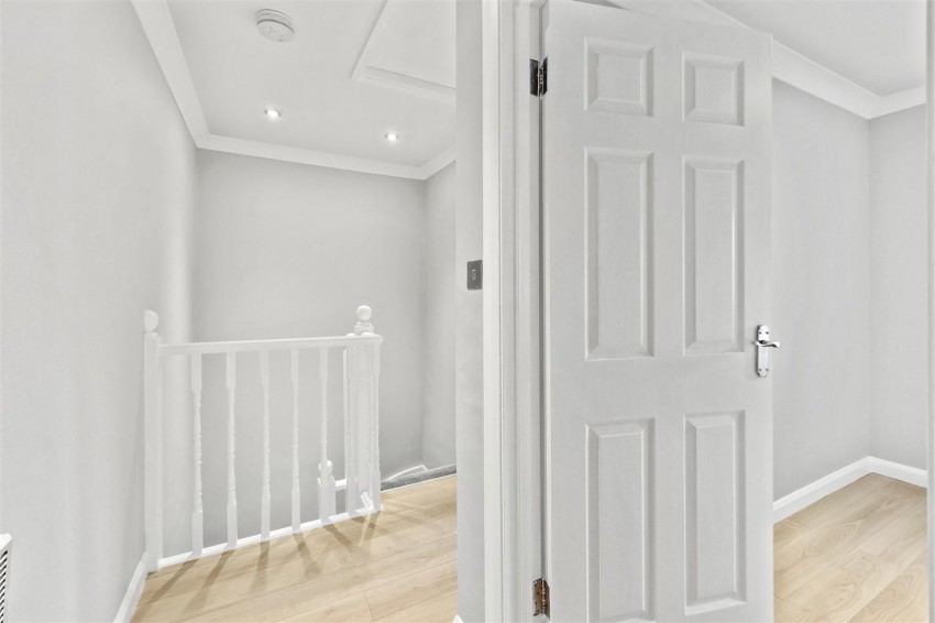 Images for High Street, Epping