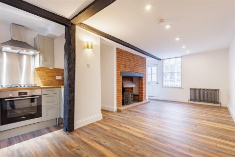 View Full Details for High Steet, Epping