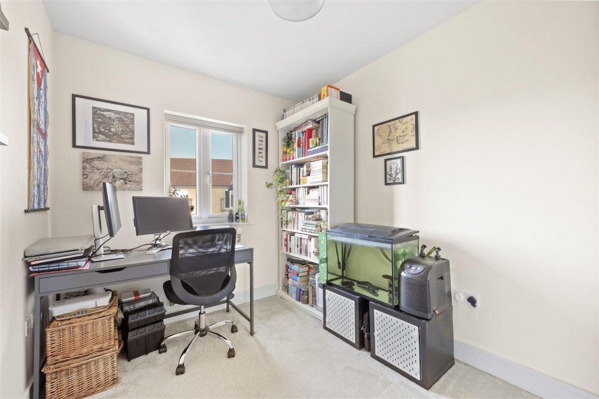 Images for Blackthorn Avenue, Chigwell