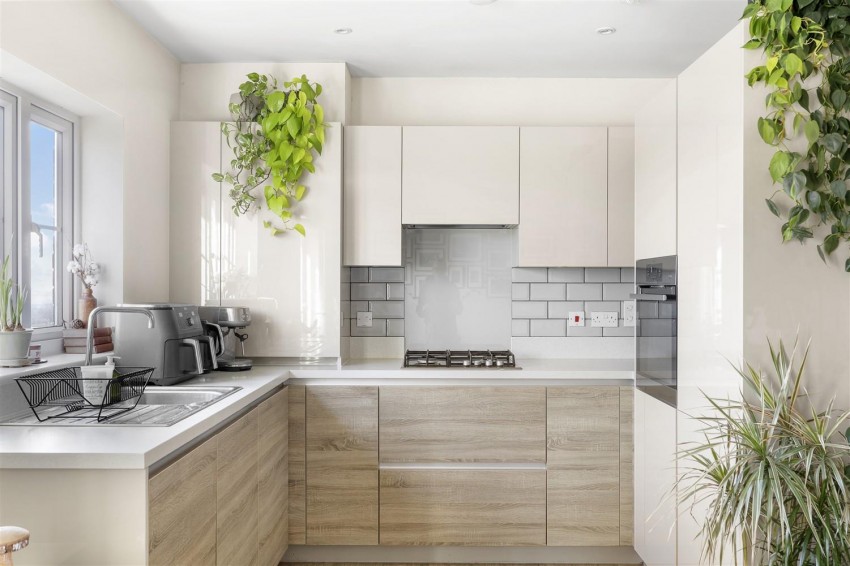 Images for Blackthorn Avenue, Chigwell