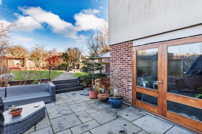 Images for Aldeburgh Dale, Harlow Road, Moreton