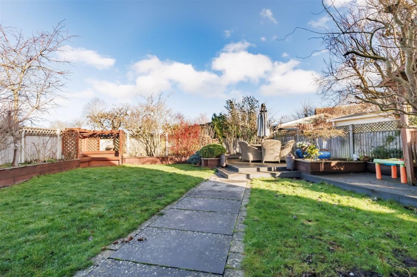 Images for Aldeburgh Dale, Harlow Road, Moreton