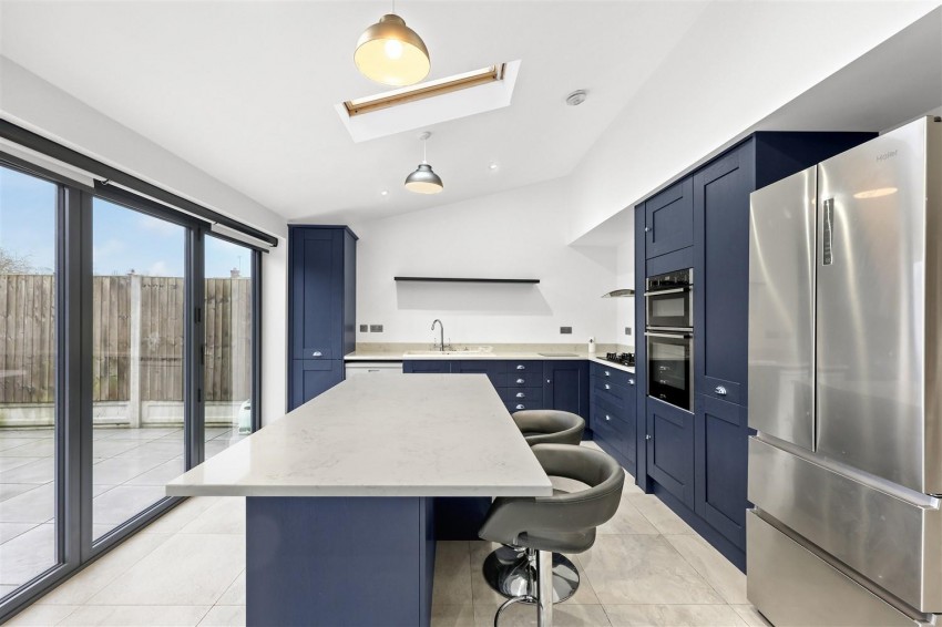 Images for Shaftsbury Road, Epping