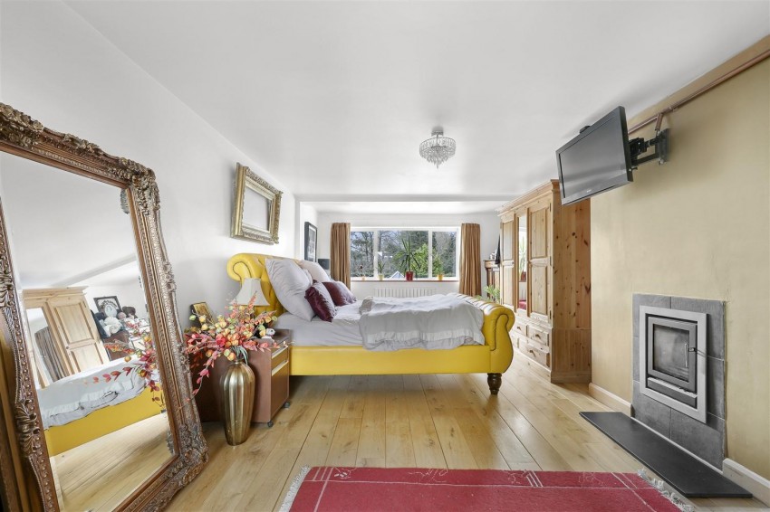 Images for Ravensmere, Epping