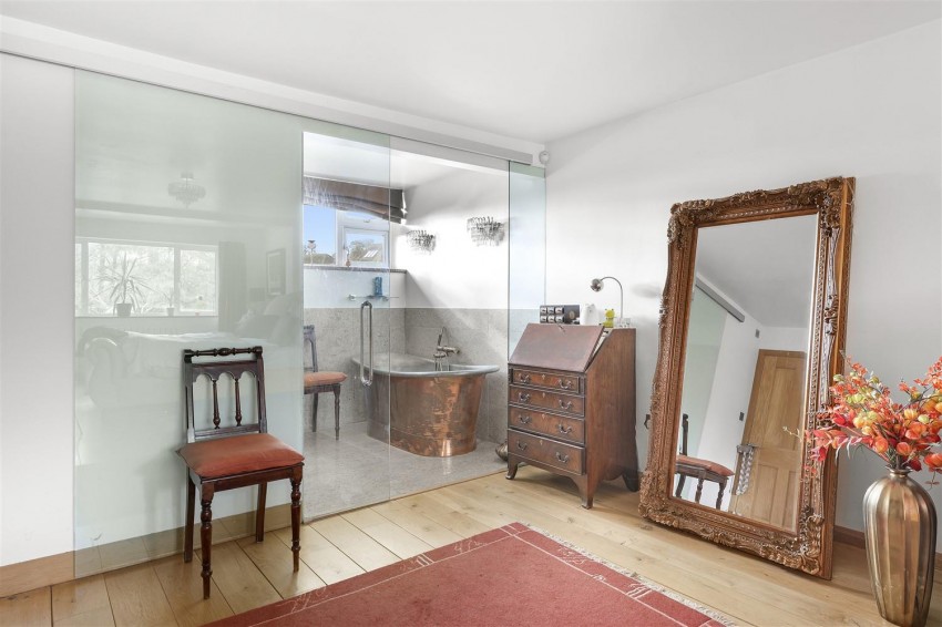 Images for Ravensmere, Epping