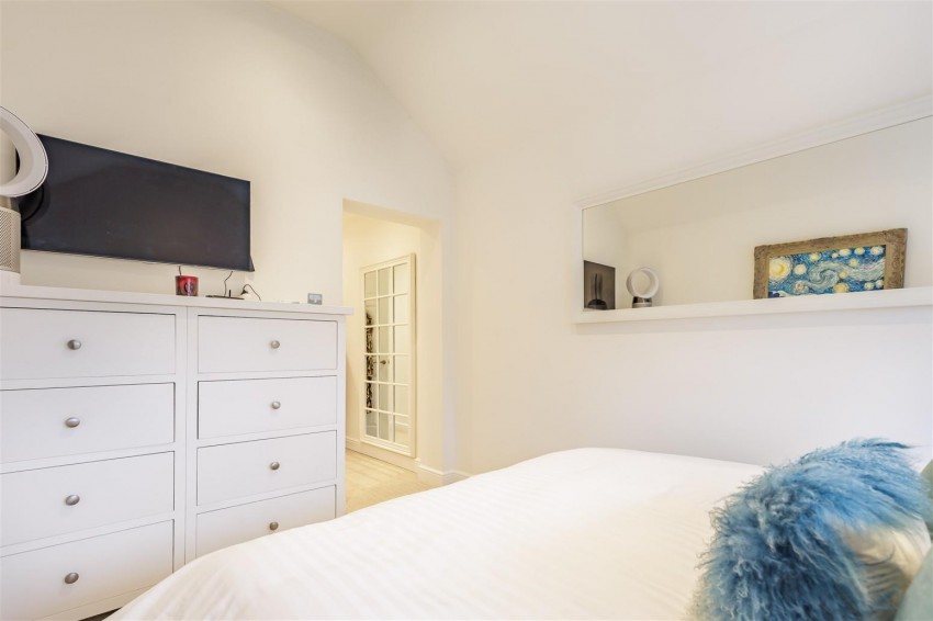 Images for James Street, Epping