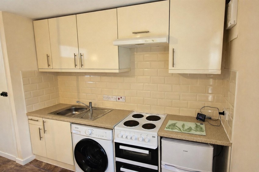 Images for Stapleford Road, Stapleford Abbotts