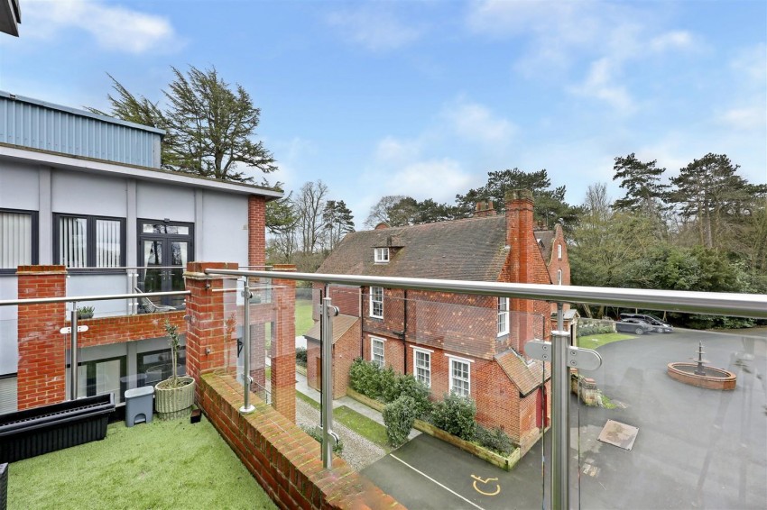 Images for Ashwells Road, Pilgrims Hatch.